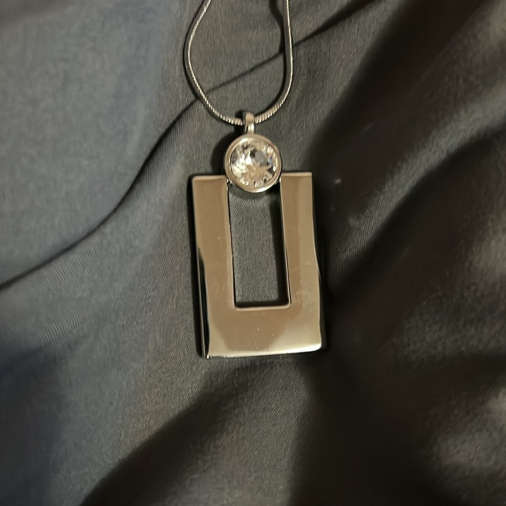 Long stranded necklace - Picture 2 of 3